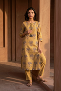 KANAKA KURTA COMBO - GOLD Size M | Veda Handcrafted Ethnic Wear