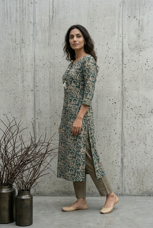 BRINDA KURTA COMBO - BOTTLE GREEN Size L | Veda Handcrafted Ethnic Wear