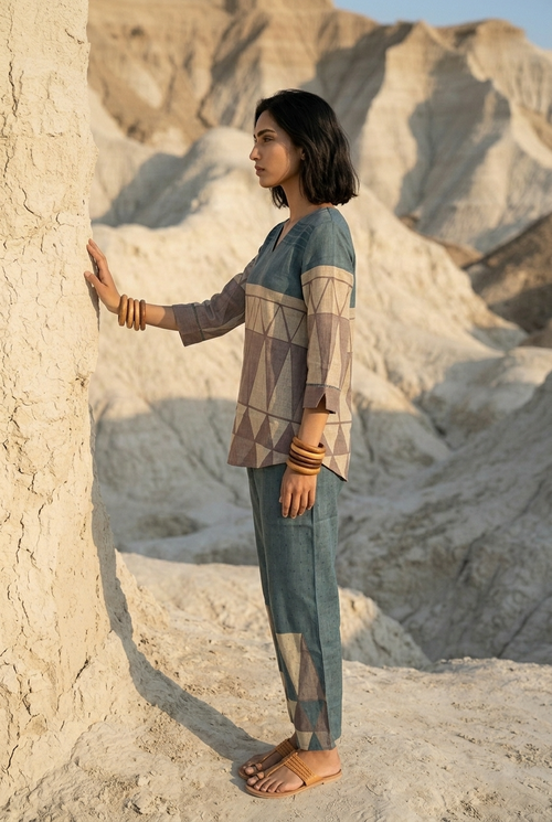 ASHIRA CO-ORD SET - STEEL GREY Size L | Veda Handcrafted Ethnic Wear