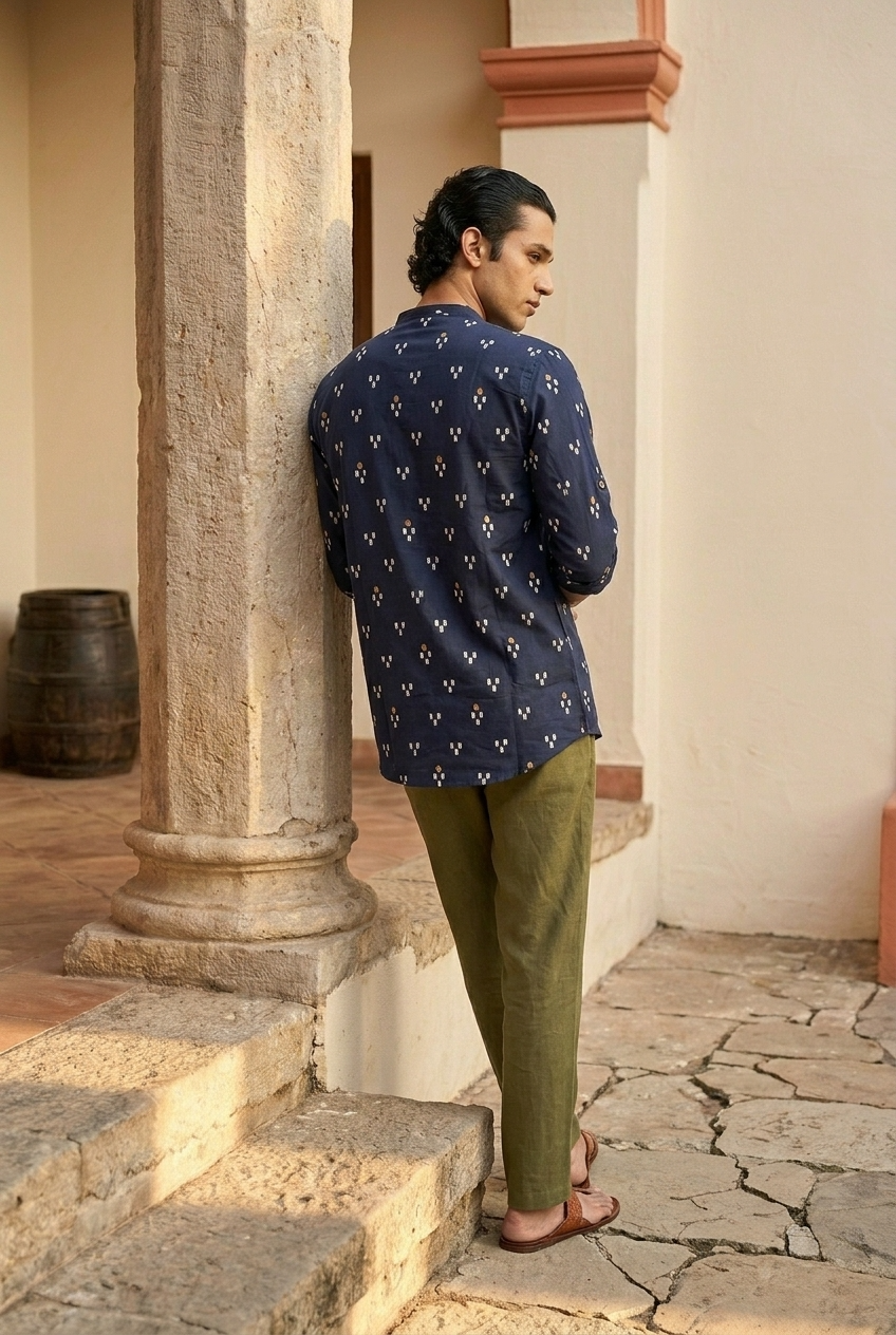 NAVA KURTA - NAVYBLUE Size XL | Veda Handcrafted Ethnic Wear